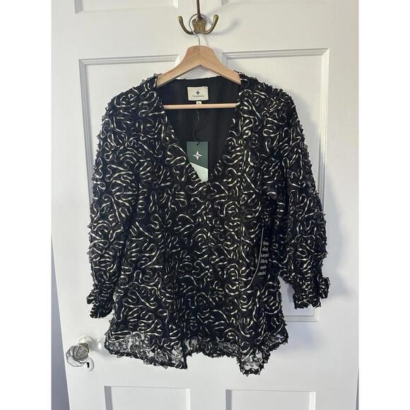 Tuckernuck Nightly Organza Easton Blouse $168 NWT Medium M - Picture 2 of 5